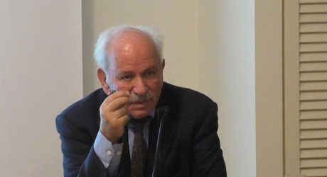 Ελληνικά κοιμητηριακά μνημεία και γλυπτά. Τα πρότυπά τους Ελληνικά κοιμητηριακά μνημεία και γλυπτά. Τα πρότυπά τους