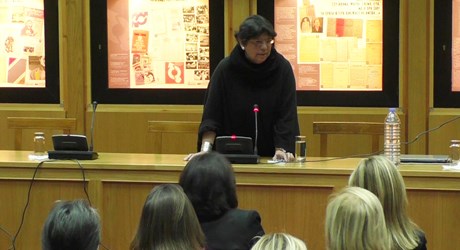 «εκ γυναικός... πηγάζει τα κρείττω» - διαδρομές στις αρχειακές πηγές «εκ γυναικός... πηγάζει τα κρείττω» - διαδρομές στις αρχειακές πηγές
