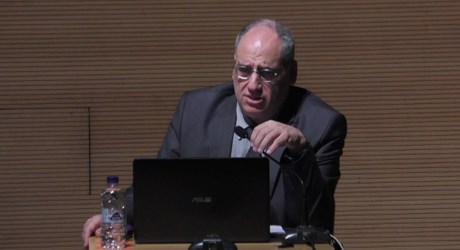 Ερμηνεία ή / και επανανομοθέτηση; Ερμηνεία ή / και επανανομοθέτηση;