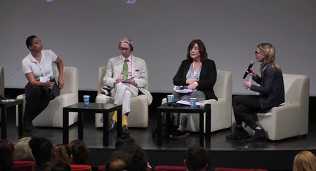 Νύχτα της Ευτυχίας: Λογομαχία "Η ευτυχία σε περίοδο κρίσης" Νύχτα της Ευτυχίας: Λογομαχία "Η ευτυχία σε περίοδο κρίσης"