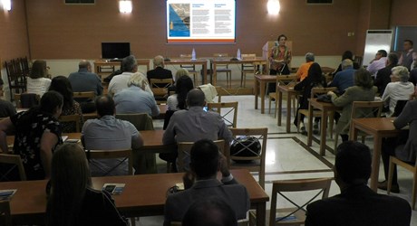 Παρουσίαση του ερευνητικού προγράμματος «Αναπαραστάσεις της Παράκτιας Ζώνης της Κύπρου μέσα από τομές ιστορικών χαρτών και άλλες απεικονίσεις» Παρουσίαση του ερευνητικού προγράμματος «Αναπαραστάσεις της Παράκτιας Ζώνης της Κύπρου μέσα από τομές ιστορικών χαρτών και άλλες απεικονίσεις»