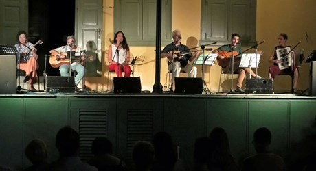 Το ρεμπέτικο τραγούδι ως μέρος της αστικής λαϊκής μας παράδοσης Το ρεμπέτικο τραγούδι ως μέρος της αστικής λαϊκής μας παράδοσης
