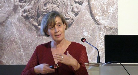 Οι προκλήσεις της συντήρησης των συλλογών του Κτήματος Τατοΐου Οι προκλήσεις της συντήρησης των συλλογών του Κτήματος Τατοΐου