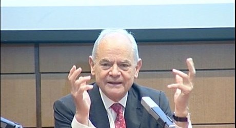 Η πολιτική εξουσία και ο νόμος: Ελευθέριος Βενιζέλος, ο χαρισματικός ηγέτης Η πολιτική εξουσία και ο νόμος: Ελευθέριος Βενιζέλος, ο χαρισματικός ηγέτης