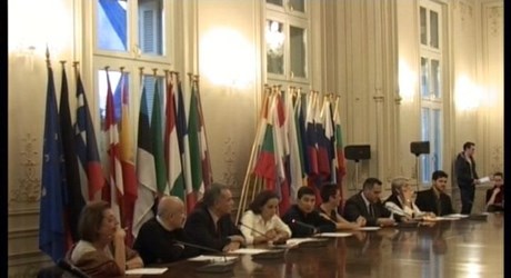 Τα δικαιώματα των προσφύγων σε περίοδο κρίσης Τα δικαιώματα των προσφύγων σε περίοδο κρίσης