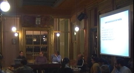 Πολιτική, Επικοινωνία και Κοινωνικά Υποκείμενα στα χρόνια των social media Πολιτική, Επικοινωνία και Κοινωνικά Υποκείμενα στα χρόνια των social media