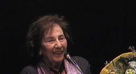 Πρόσωπα της Λογοτεχνίας: Άλκη Ζέη Πρόσωπα της Λογοτεχνίας: Άλκη Ζέη