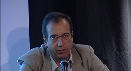Αποδομώντας την αντίθεση Αποδομώντας την αντίθεση