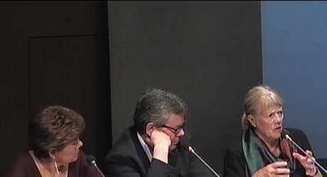 Η πολιτική του Ανθρώπου: υποσχέσεις και κίνδυνοι Η πολιτική του Ανθρώπου: υποσχέσεις και κίνδυνοι