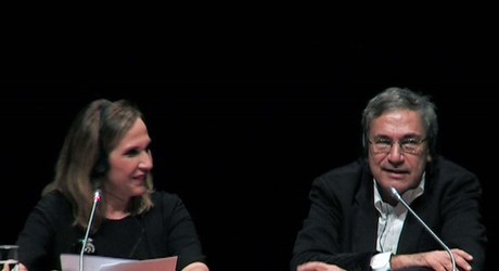 Διάλεξη του Orhan Pamuk (Nobel Λογοτεχνίας 2006) στο Μέγαρο Μουσικής Διάλεξη του Orhan Pamuk (Nobel Λογοτεχνίας 2006) στο Μέγαρο Μουσικής