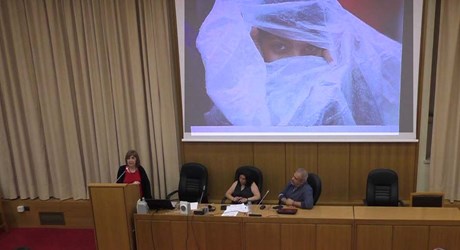 Κοινωνίες σε μετάβαση‐παιδιά σε κίνδυνο - Παρεμβάσεις και Πολιτικές σε ένα αβέβαιο περιβάλλον (στρογγυλό τραπέζι) Κοινωνίες σε μετάβαση‐παιδιά σε κίνδυνο - Παρεμβάσεις και Πολιτικές σε ένα αβέβαιο περιβάλλον (στρογγυλό τραπέζι)