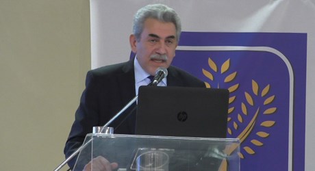 Ο ρόλος των Τμημάτων Χημείας στην Έρευνα, την Τεχνολογική Ανάπτυξη και το Επιχειρείν Ο ρόλος των Τμημάτων Χημείας στην Έρευνα, την Τεχνολογική Ανάπτυξη και το Επιχειρείν