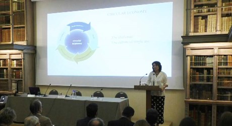 Second Nature Symposium 2018: Keynote address & Panel A. Marine Plastic Waste - A well known issue with all types of waste Second Nature Symposium 2018: Keynote address & Panel A. Marine Plastic Waste - A well known issue with all types of waste
