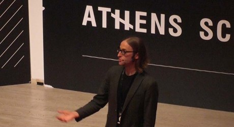 Μια μηχανή big bang στο φεγγάρι Μια μηχανή big bang στο φεγγάρι